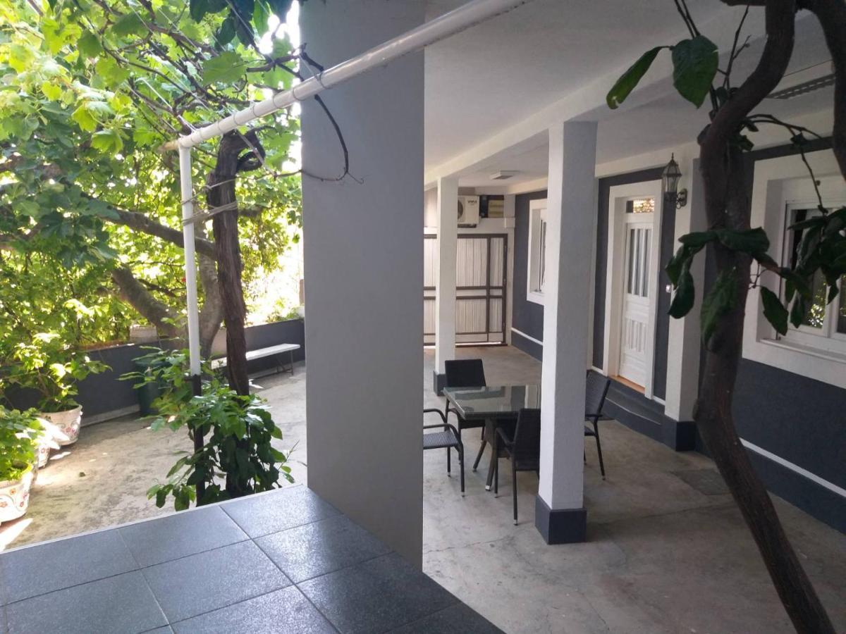 Luka Apartment Ulcinj Exteriör bild