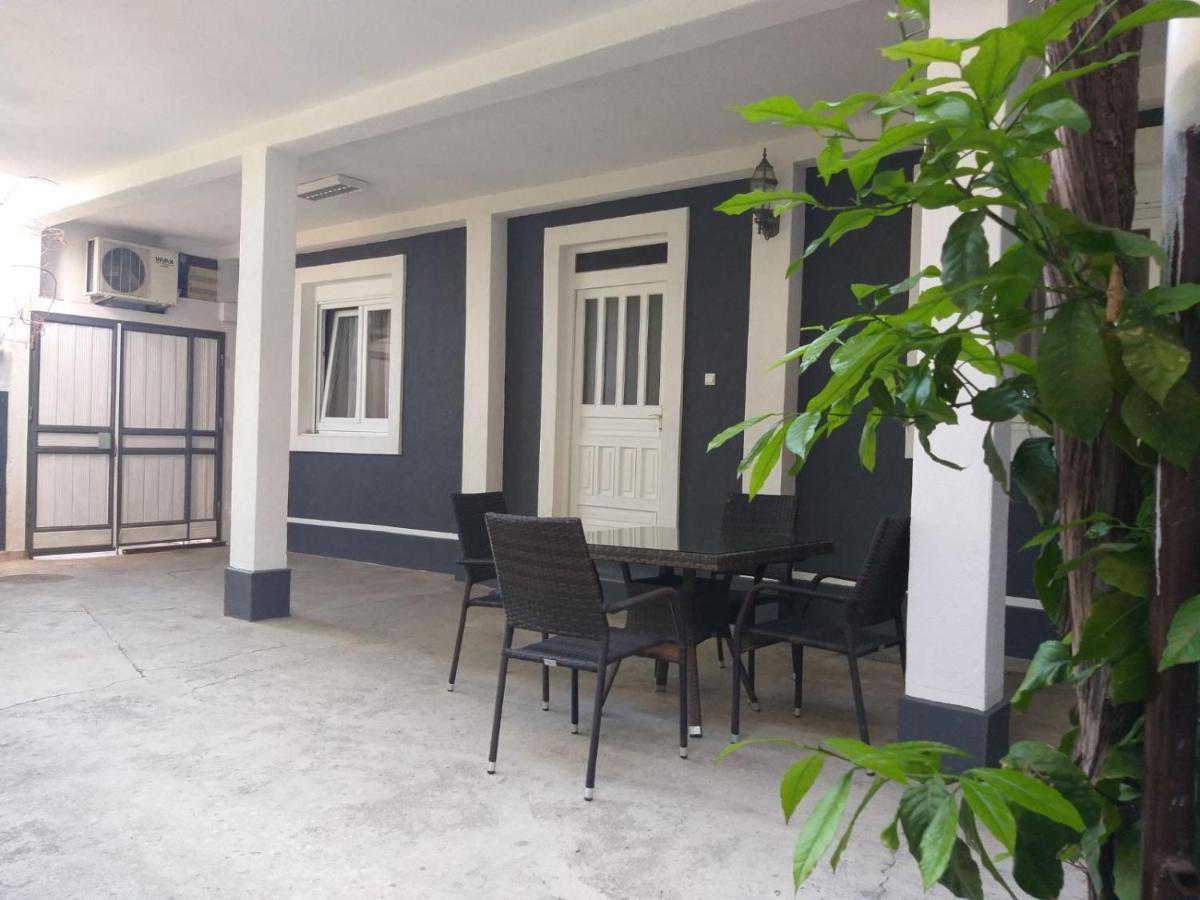 Luka Apartment Ulcinj Exteriör bild
